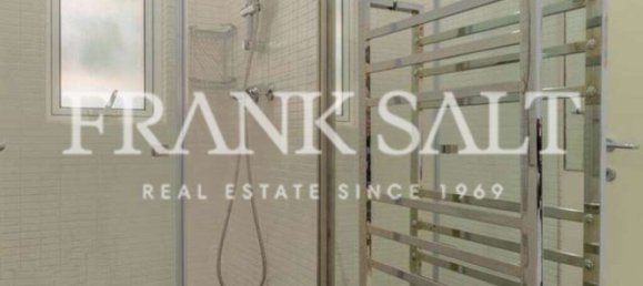 4 bedrooms Villa in San Gwann, Malta No. 8938 38