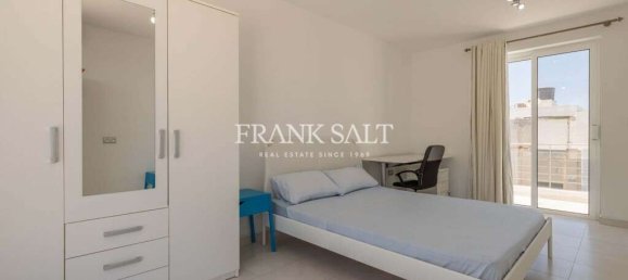 4 bedrooms Villa in San Gwann, Malta No. 8938 33