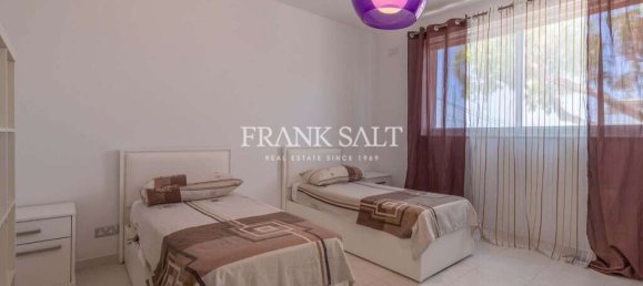 4 bedrooms Villa in San Gwann, Malta No. 8938 49