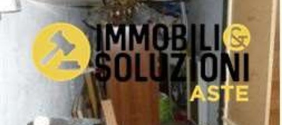 3-salle Appartement à Cislago, Italy No. 3215 11