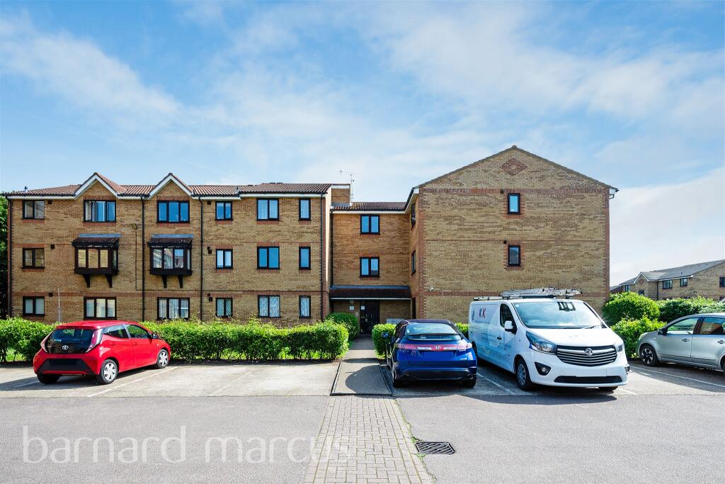 Studio in Feltham, United Kingdom No. 9869