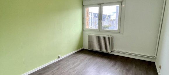 3 rooms Apartment in Saint-Avold, France No. 221111 7