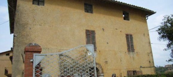 12 rooms Building in Magione, Italy No. 66870 6