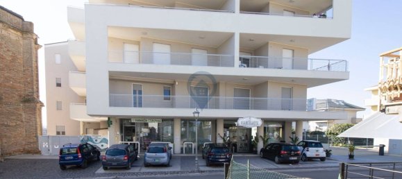 3 rooms Penthouse in Corropoli, Italy No. 187381 24