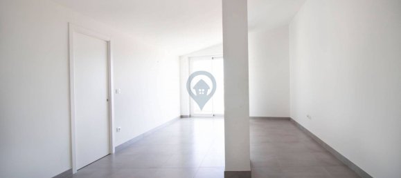 3 rooms Penthouse in Corropoli, Italy No. 187381 3