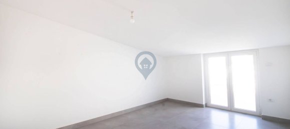 3 rooms Penthouse in Corropoli, Italy No. 187381 12