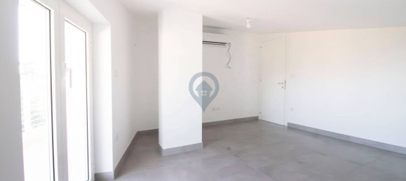 3 rooms Penthouse in Corropoli, Italy No. 187381 18