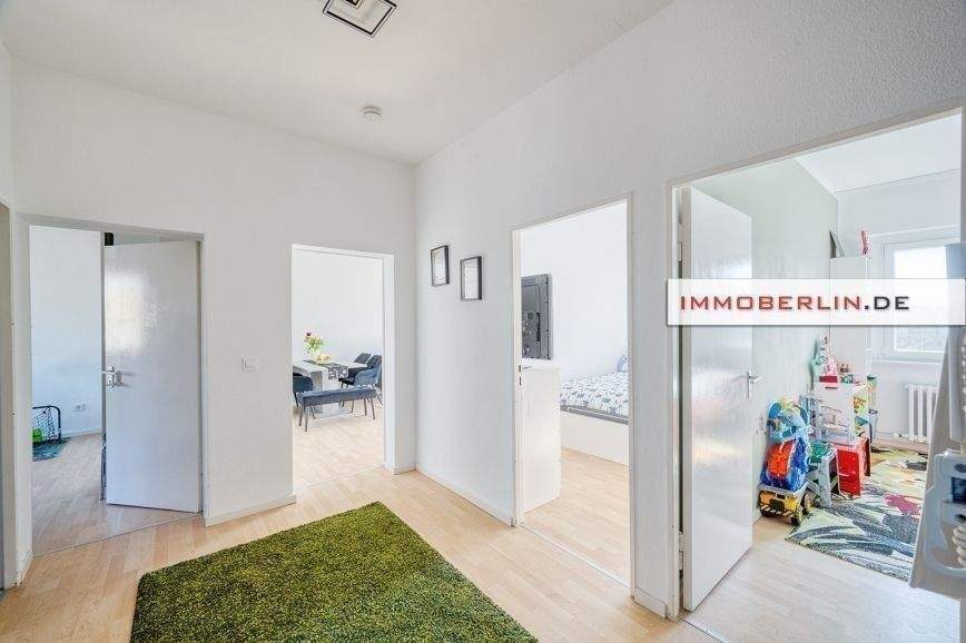 4 rooms Apartment in Reinickendorf, Germany No. 341282