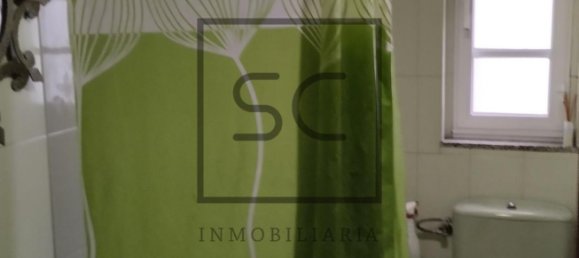 Apartamento de 3 dormitorios en La Coruña, Spain No. 156221 8