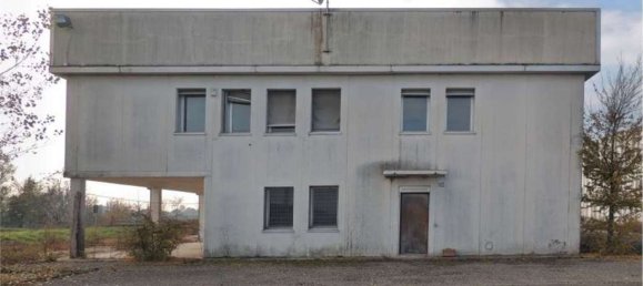 5 Schlafzimmer Wohnung in San Giacomo delle Segnate, Italy, Nr. 362848 2