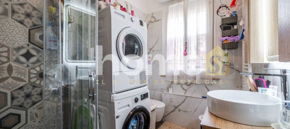 2 Schlafzimmer Wohnung in Reggio Emilia, Italy, Nr. 374736 9