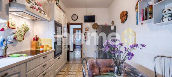 2 Schlafzimmer Wohnung in Reggio Emilia, Italy, Nr. 374736 3