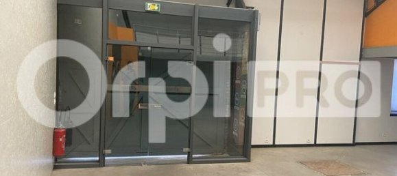 288m² Commercial property in Le Havre, France No. 311913 6
