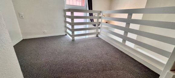 Studio in Toulouse, France No. 290760 2