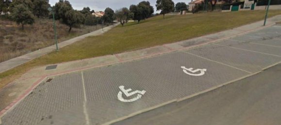 976m² Land in Carrascal de Barregas, Spain No. 82695 4