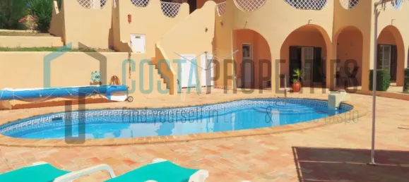 6 غرف نوم منزل في Luz, Portugal رقم 133813 2