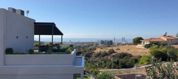 6 bedrooms Villa in Germasogeia, Cyprus No. 14765 13