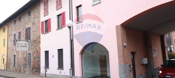 4 rooms Apartment in Verdello, Italy No. 338607 2