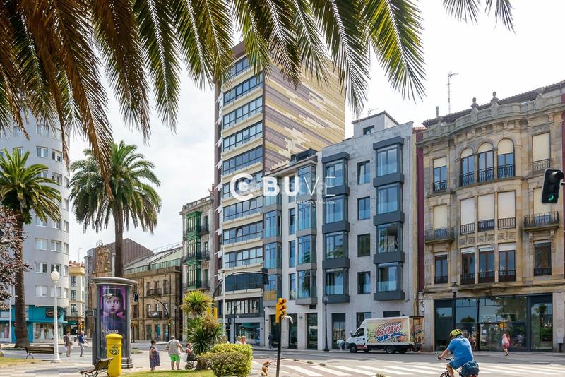 3 bedrooms Apartment in Gijon, Spain No. 164295