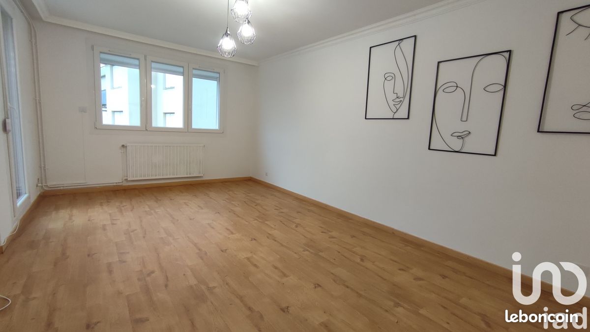 5 rooms Apartment in Nouzonville, France No. 46303