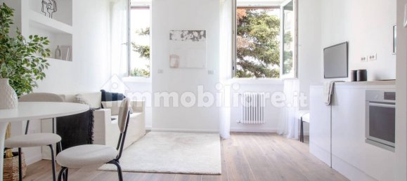 1 bedroom Apartment in Milan, Italy No. 314293 2