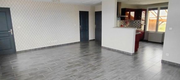 3 Schlafzimmer Haus in Saint-Florentin, France, Nr. 353336 2