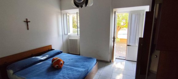 10 rooms House in Lesa, Italy No. 37773 10