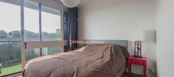 3 bedrooms Apartment in Fontenay-le-Fleury, France No. 176914 14