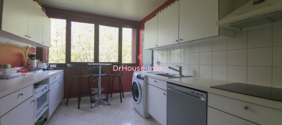 3 bedrooms Apartment in Fontenay-le-Fleury, France No. 176914 7