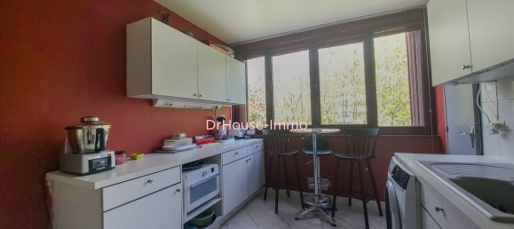 3 bedrooms Apartment in Fontenay-le-Fleury, France No. 176914 5