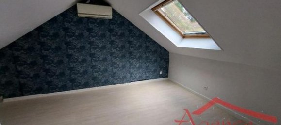 4 bedrooms House in Sezanne, France No. 305899 5