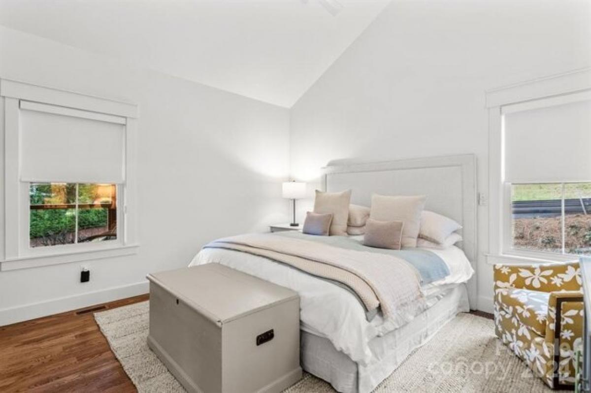 Casa de 3 dormitorios en Hendersonville, USA No. 388324