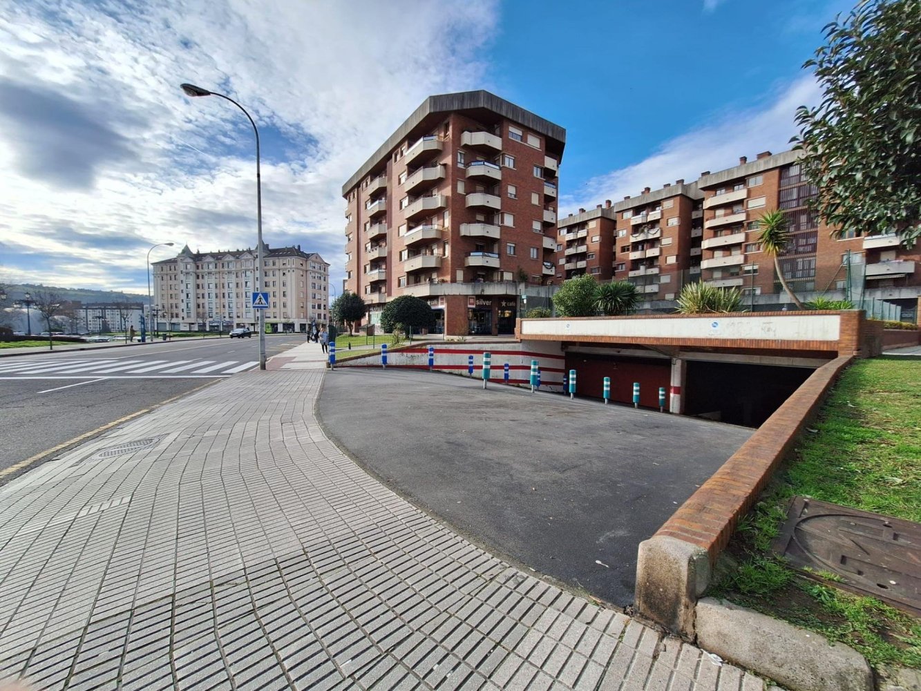 12 m² estacionamiento en venta en Oviedo, Asturias, Principado de Asturias, Spain № 369831