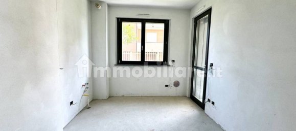 3 rooms Apartment in Tradate, Italy No. 124199 5