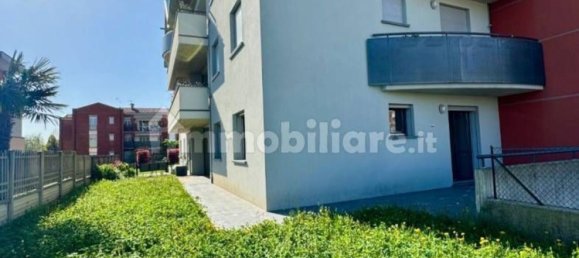 3 rooms Apartment in Tradate, Italy No. 124199 10