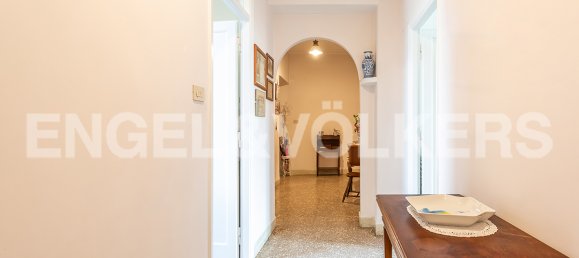 2 bedrooms Apartment in Rome, Italy No. 106399 10