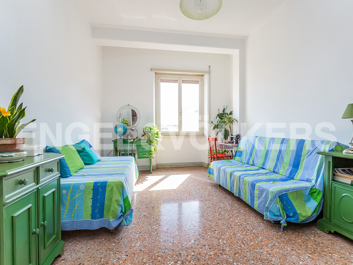 2 bedrooms Apartment in Rome, Italy No. 106399