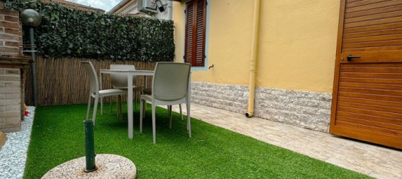 2 rooms Apartment in Pisa, Italy No. 137819 15
