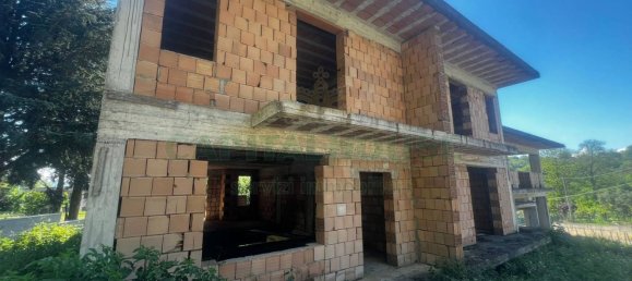 3 rooms House in San Leucio del Sannio, Italy No. 273247 2