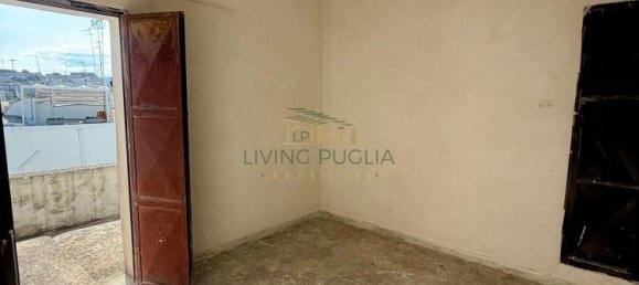 Дом с 5 спальнями в Остуни, Италия № 327719 12