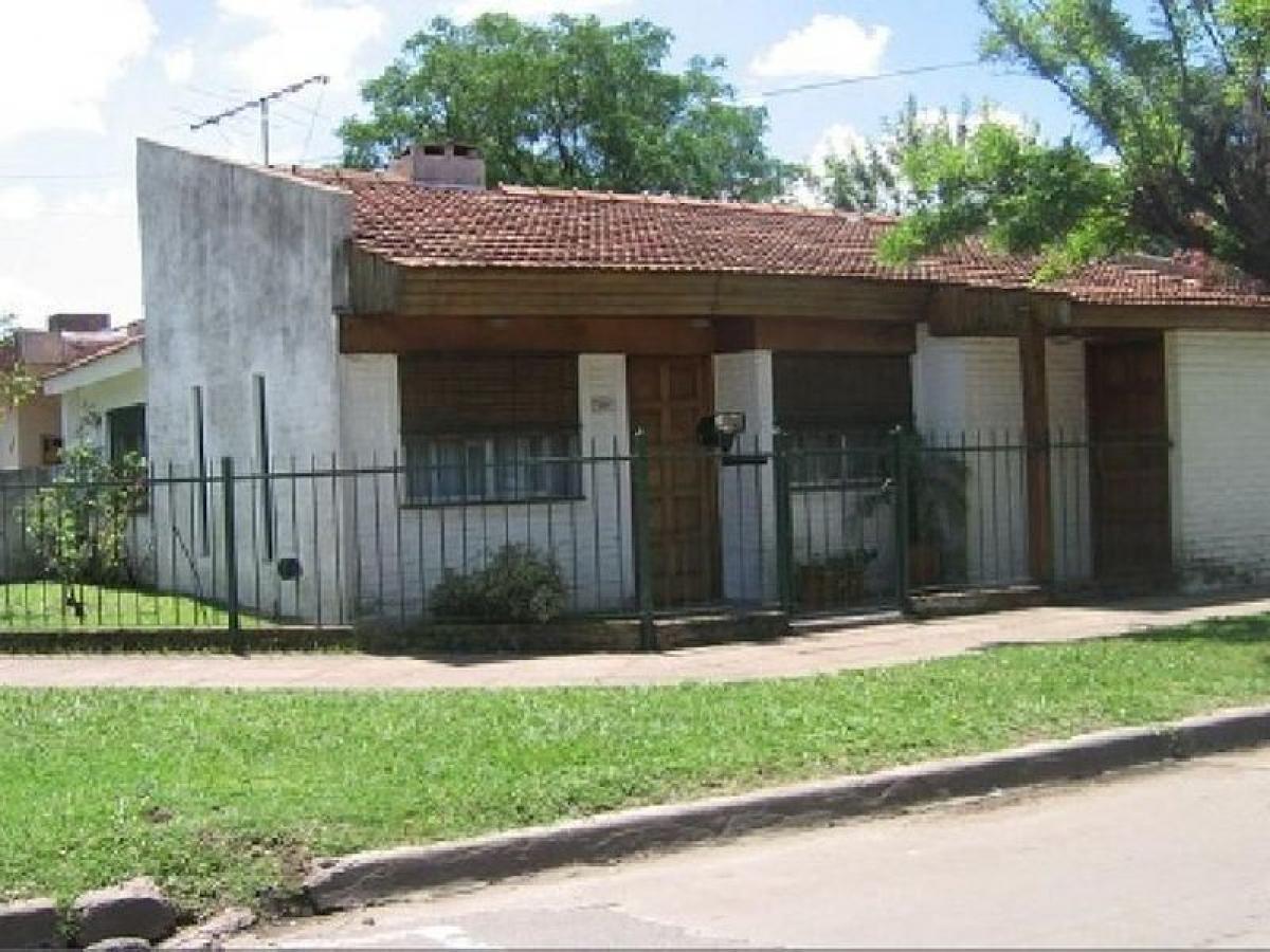 Casa T3 em Ituzaingo, Argentina N.º 71862