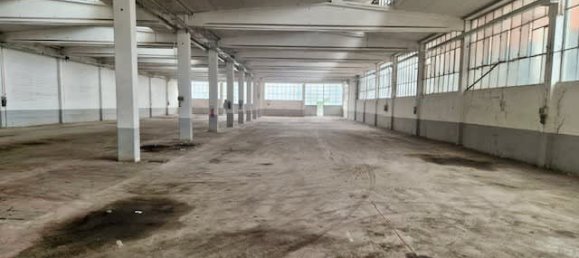 1غرفة عقار تجاري في Erba, Italy رقم 360376 7