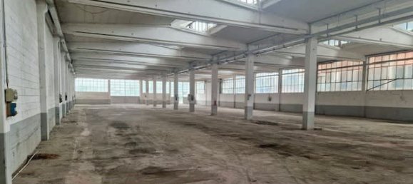 1غرفة عقار تجاري في Erba, Italy رقم 360376 6