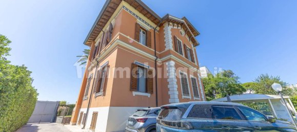 5-Zimmer Gebäude in Santa Marinella, Italy, Nr. 290901 5