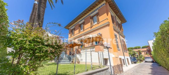 5-Zimmer Gebäude in Santa Marinella, Italy, Nr. 290901 2