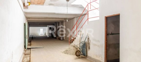 Коммерческая недвижимость 108м² в Кротоне, Италия № 157084 11