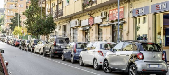 Коммерческая недвижимость 108м² в Кротоне, Италия № 157084 15