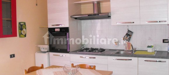 Apartamento de 2 dormitorios en Matera, Italy No. 22249 2