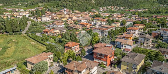 3 bedrooms Villa in Fumane, Italy No. 287938 3