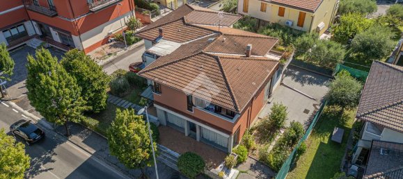 3 bedrooms Villa in Fumane, Italy No. 287938 7